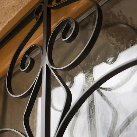 En Blanco Y Tinto Elciego